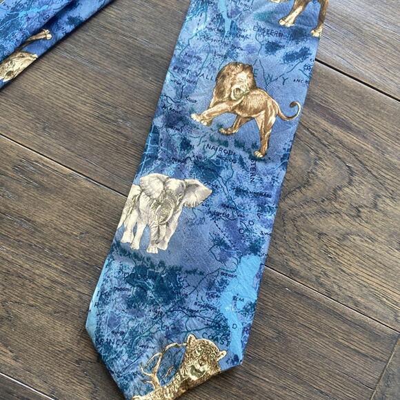 ENDANGERED SPECIES Tie Series African Big Five Print 100% Silk Safari - Picture 2 of 5